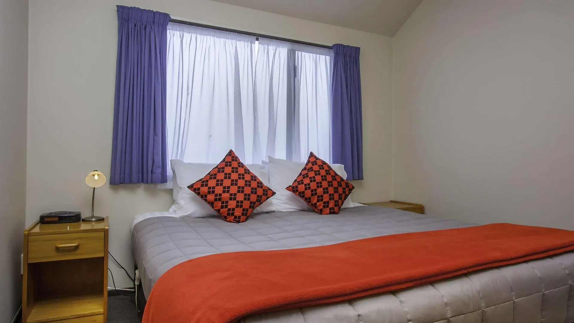 Deans Bush Motel Christchurch