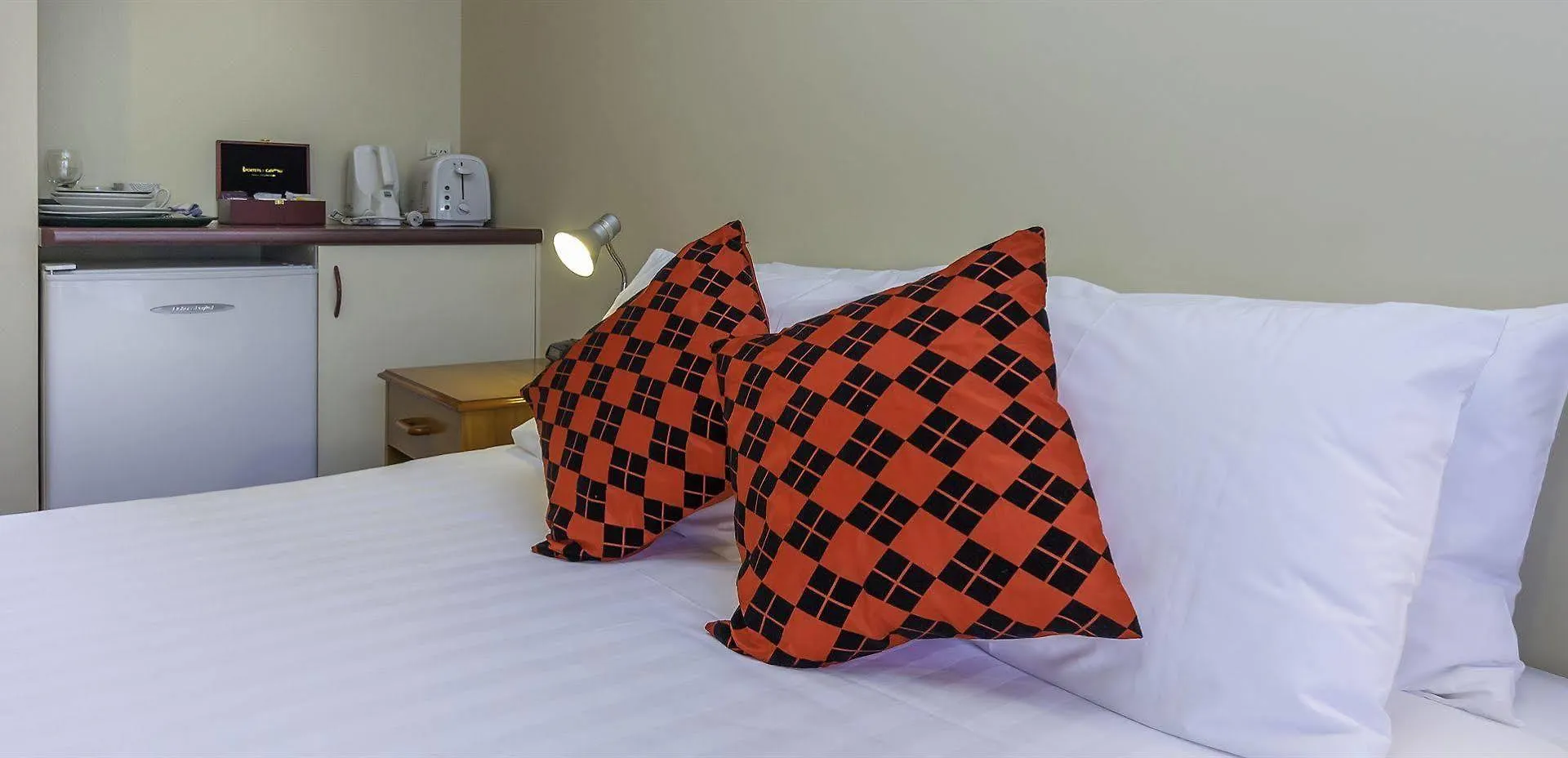 ****  Deans Bush Motel Christchurch New Zealand